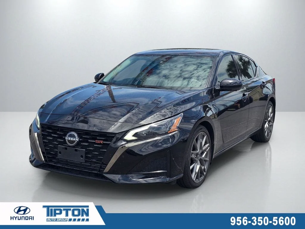 2023 Nissan Altima 2.0 SR